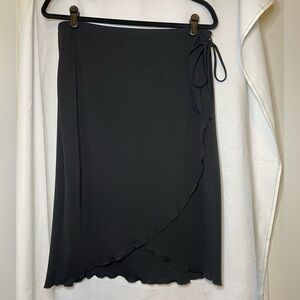 Rave Black Midi Asymmetrical Wrap Skirt w Lettuce Edge with Tie Front Size XL